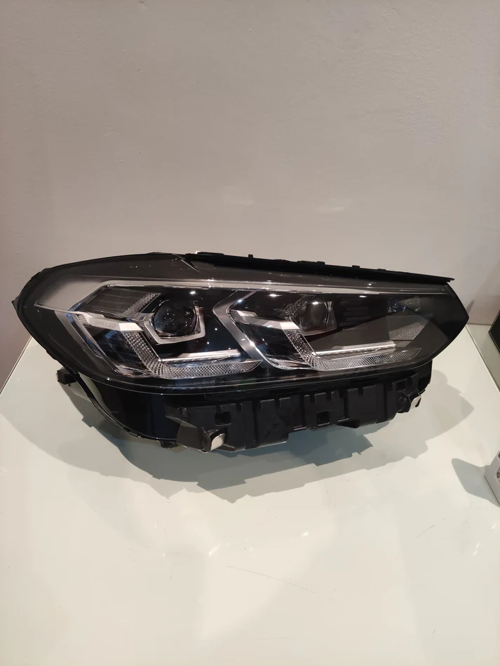 Farol LED AHL Direito BMW X3 M X4 F97/F98 G01/G02 - 63115A0E5F6 - Original - Imagem 5