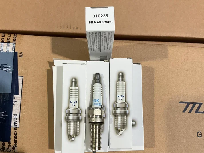 Kit 4 Velas de Ignição Maserati - 310235 - Original
